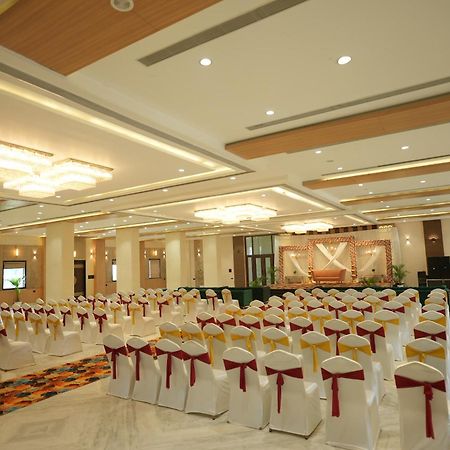 Palak Palace Hotels And Resort Bhopal Exterior photo