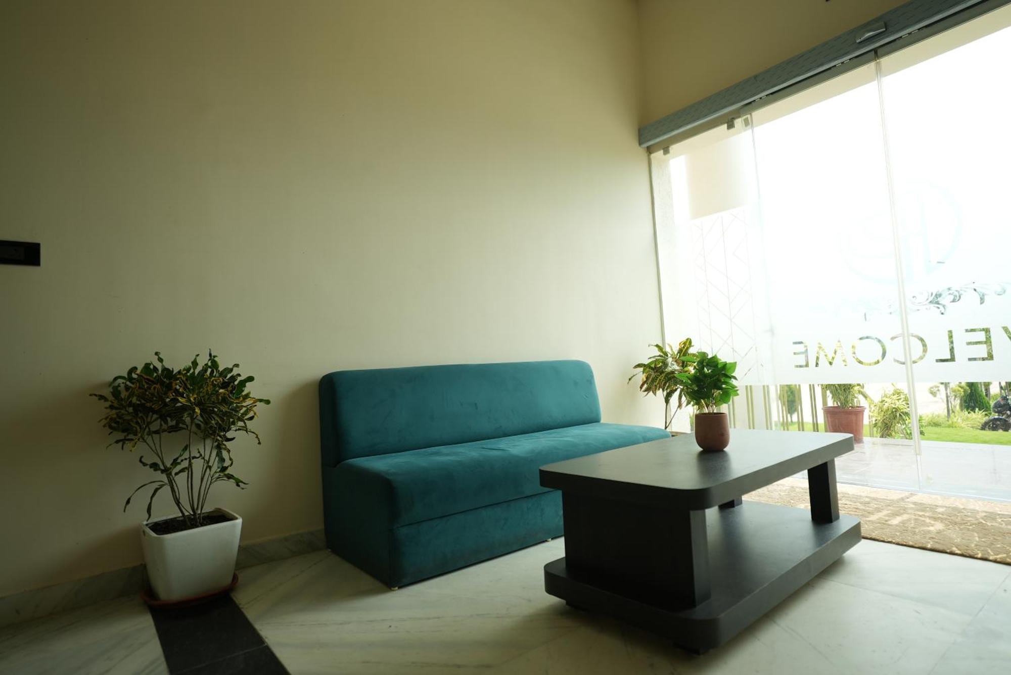 Palak Palace Hotels And Resort Bhopal Exterior photo